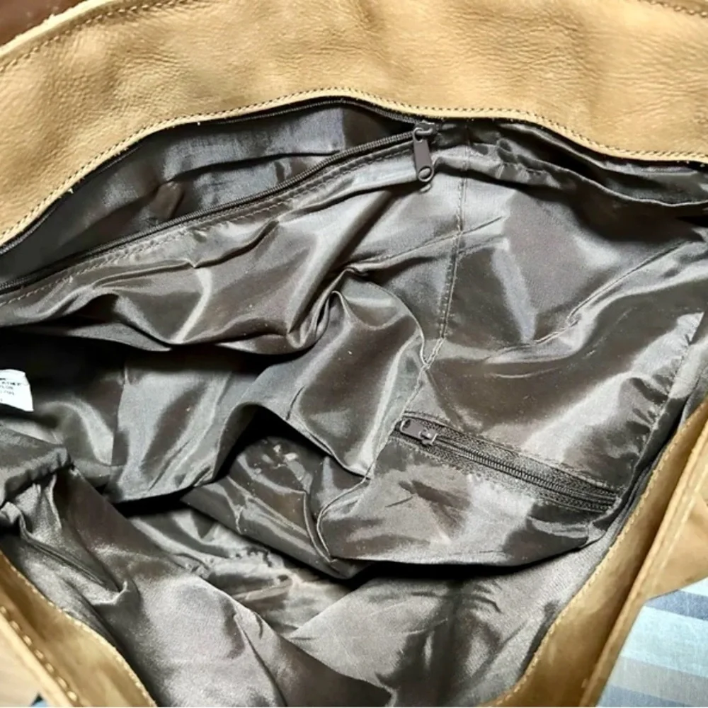 Vintage men Marlboro Gear Leather Briefcase Shoulder Messenger Bag Distressed